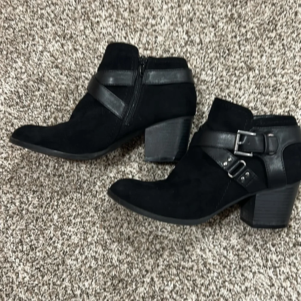 Indigo Rd. Sablena Bootie - Picture 8 of 11